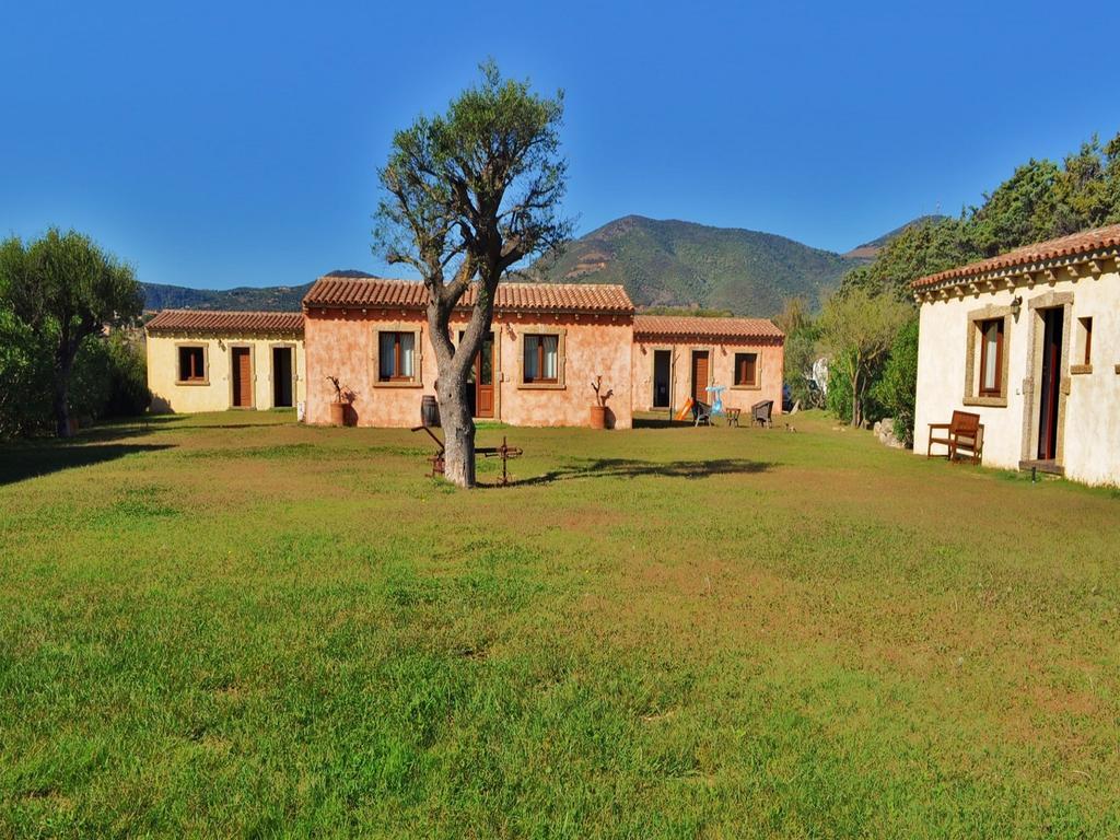 B&B Pubulos Olbia Exterior foto