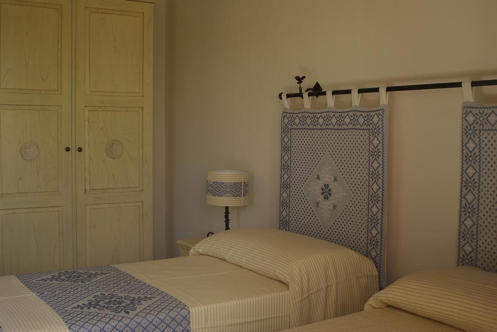 B&B Pubulos Olbia Exterior foto